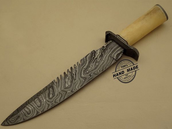 Finely Crafted Damascus Bowie Knife