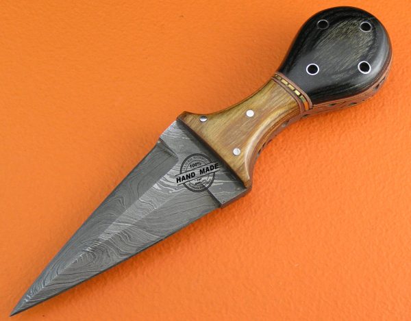 Unique Damascus Dagger Skinner Knife