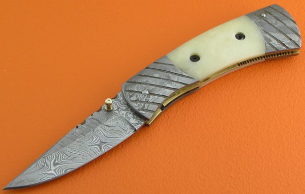 Handmade Damascus Folding Liner Lock Knife