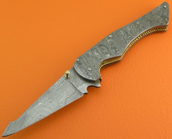 Superior Craftsmanship Damascus Folding Knife